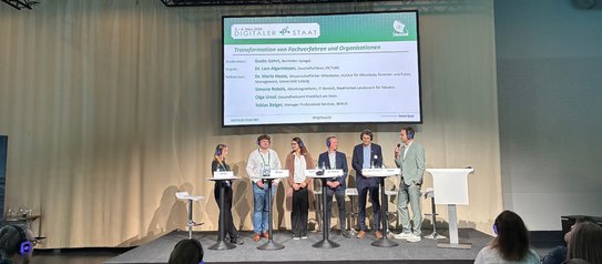 Vortragende in der Panel-Diskussion zum Thema „Transformation von Fachverfahren und Organisationen“